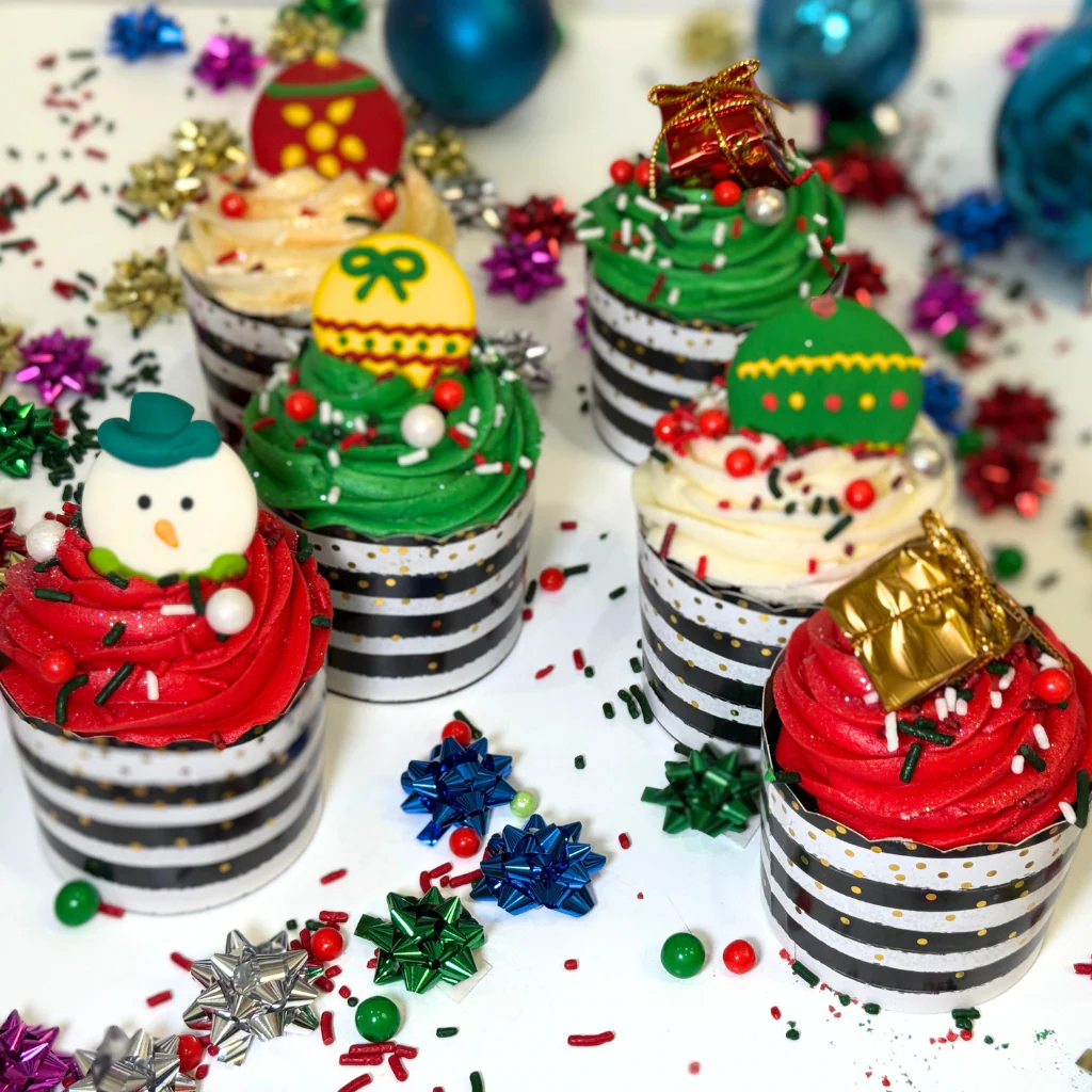 Christmas Cupcakes - Image 3