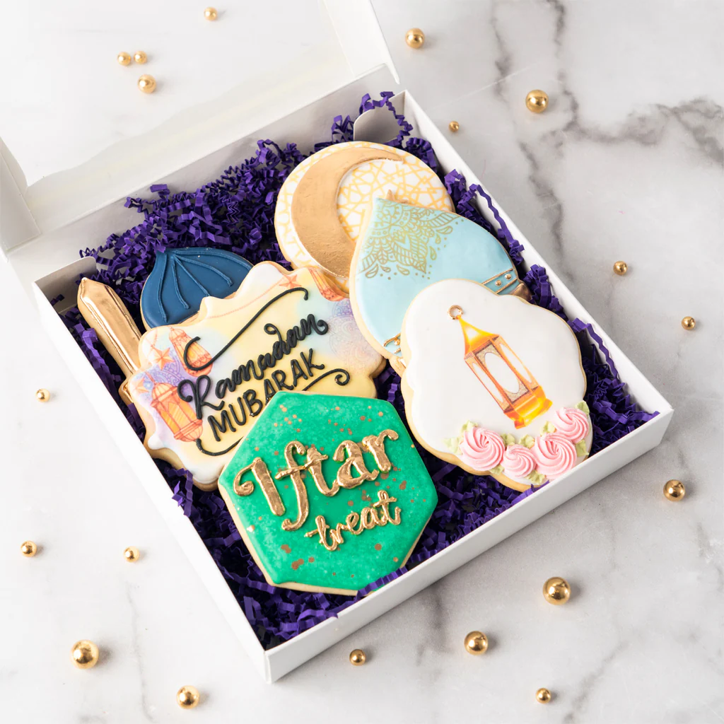 Curated Gift Box of 6 Ramadan Cookies - Image 3