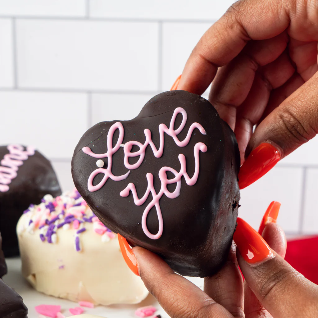 Petit Four Hearts - Image 2