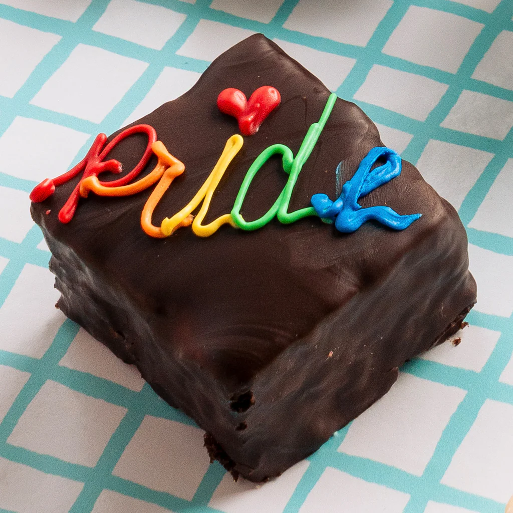 Pride Petit Fours - Image 3