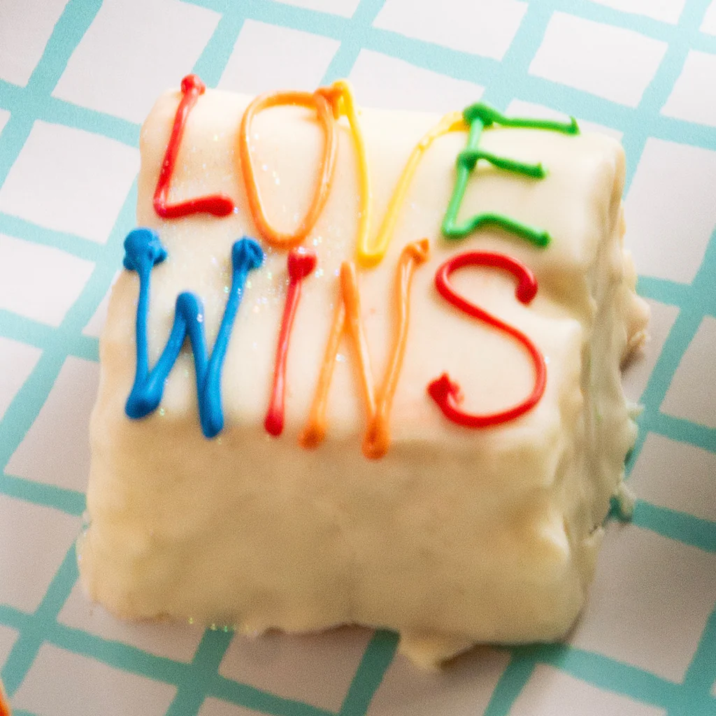 Pride Petit Fours - Image 4