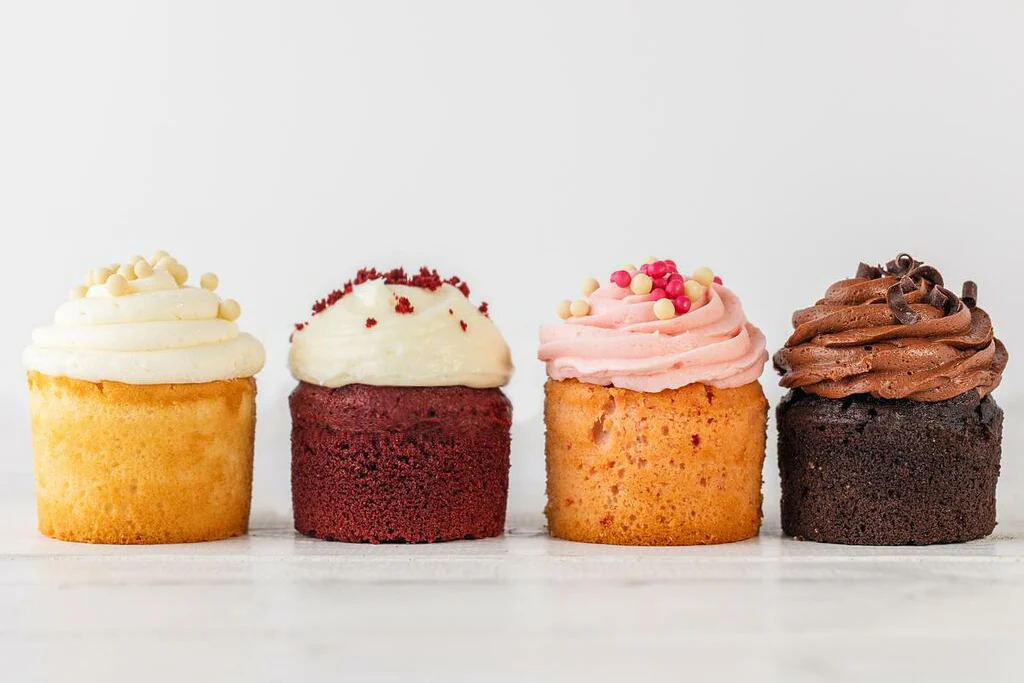 Vanilla Cupcakes - Image 3